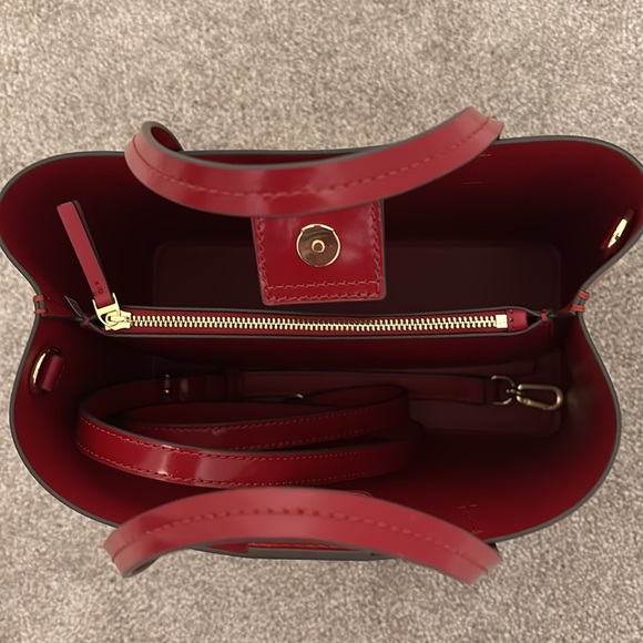 Tory Burch Blake Red Patent Leather small tote bag - Picture 5 of 14